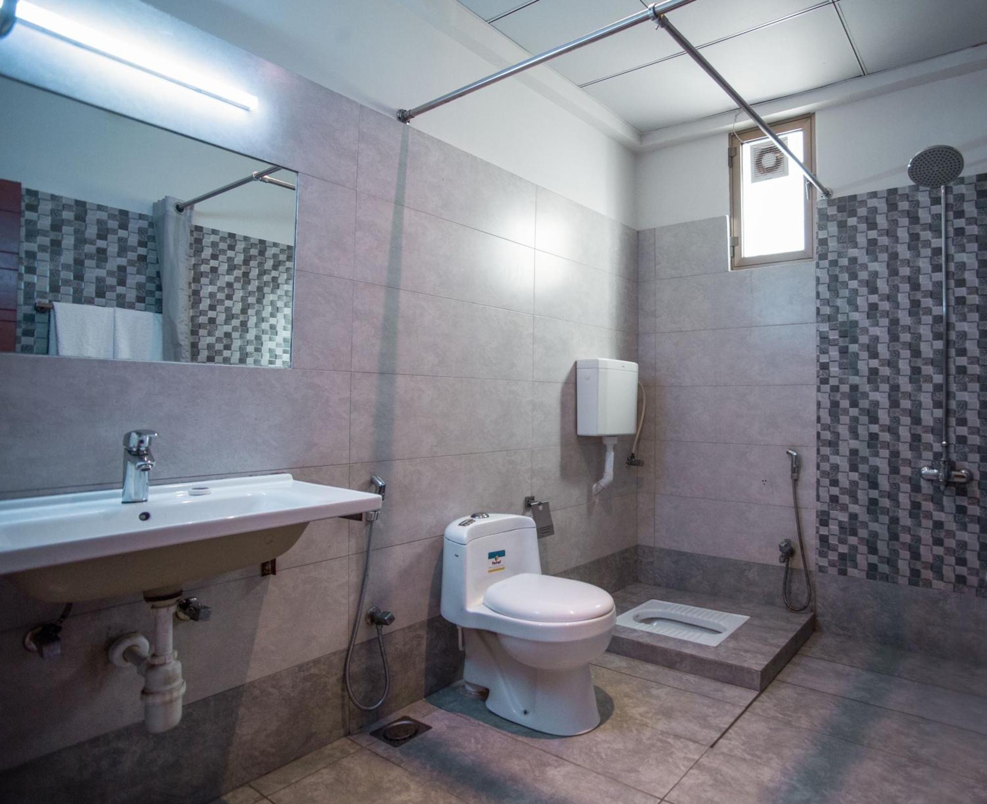 Hotel Pearl Inn Karachi Bagian luar foto