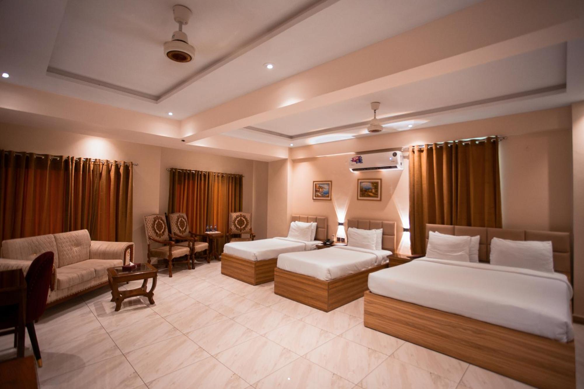 Hotel Pearl Inn Karachi Bagian luar foto